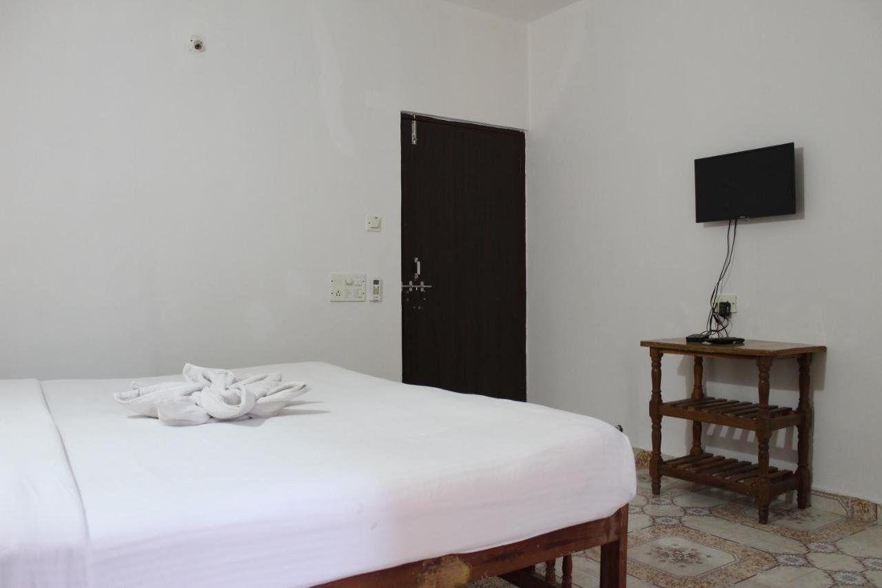 Stay At Seas Calangute Exterior photo